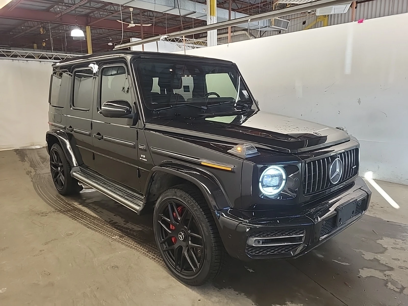 Mercedes-Benz G 63 AMG AMG| 4MATIC| PANORAMA| ЧЕРВЕН САЛОН|  - изображение 2