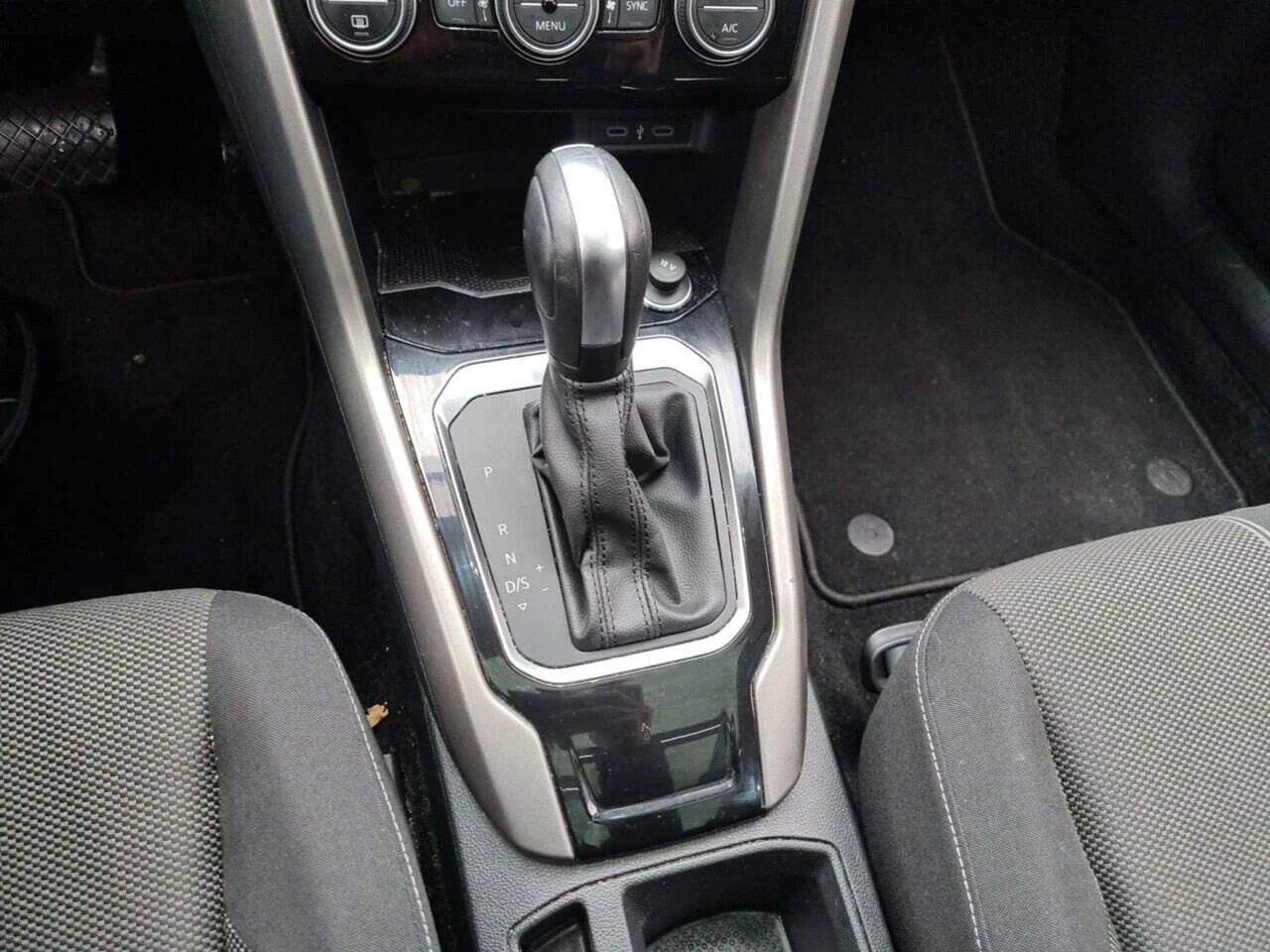 VW T-Roc | Mobile.bg � ����������� 14