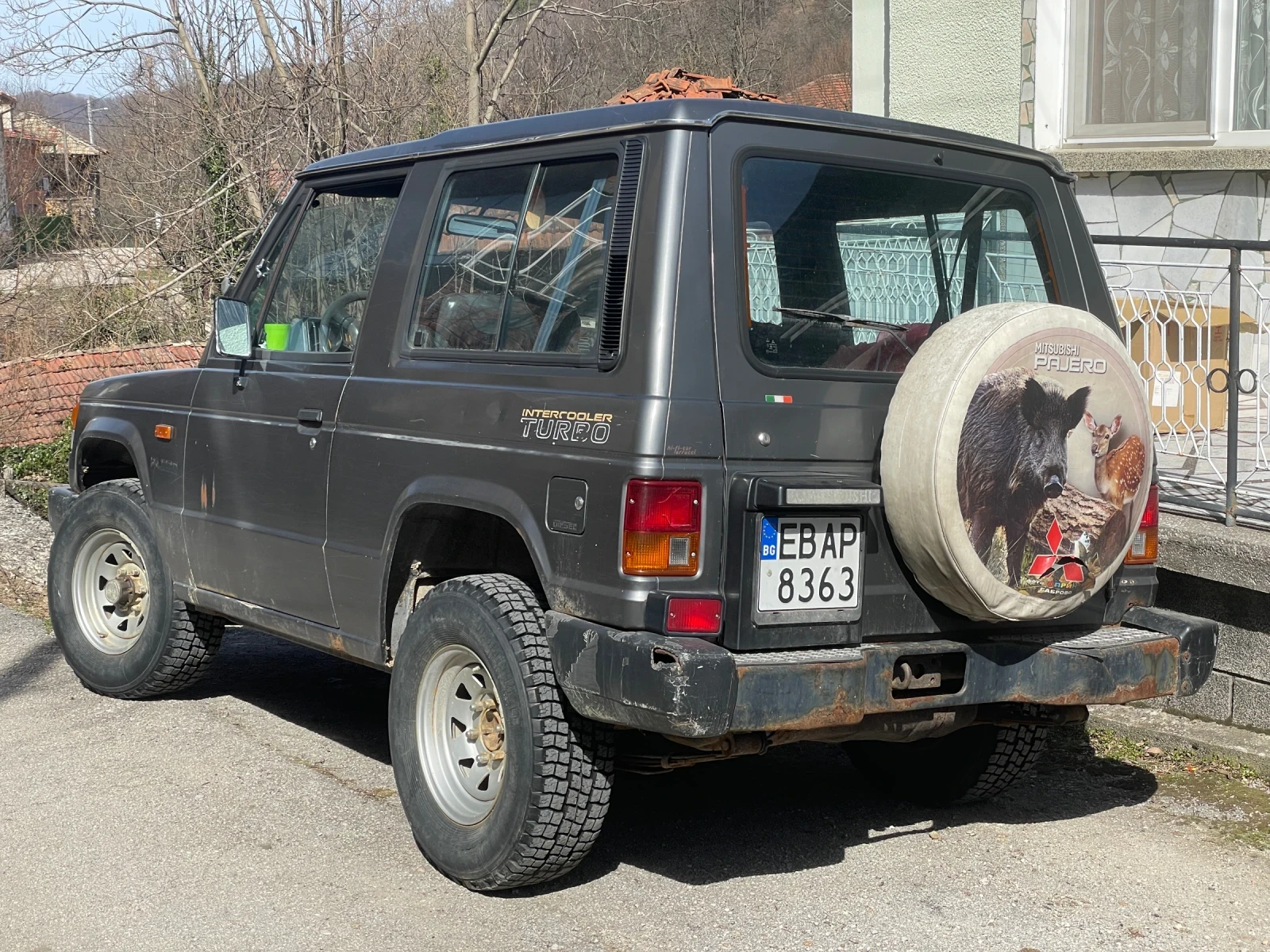 Mitsubishi Pajero 2.5 Intercooler, снимка 2 - Автомобили и джипове - 54008579