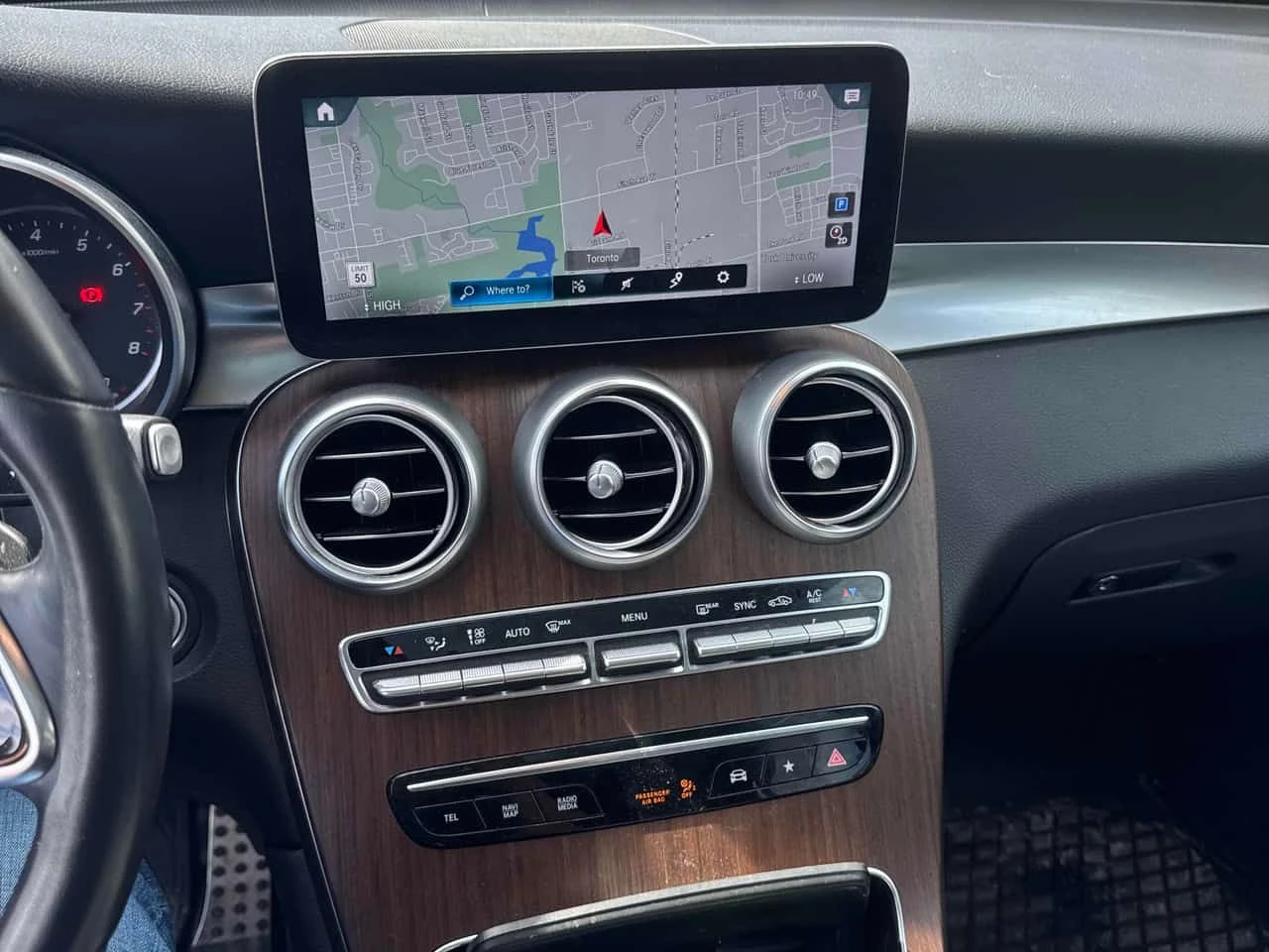 Mercedes-Benz GLC 300 4MATIC* DISTRONIC* 360КАМЕРИ* ПАНОРАМА* , снимка 9 - Автомобили и джипове - 54581433