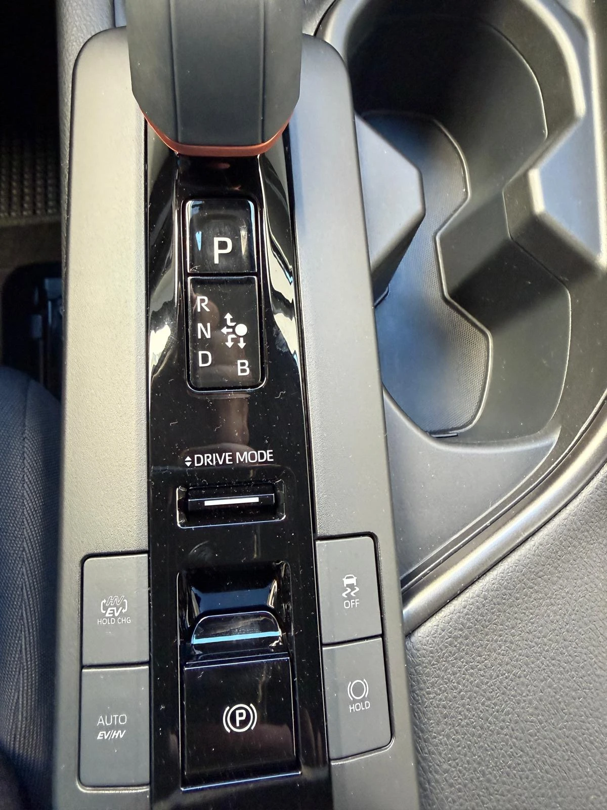 Toyota C-HR  II-2.0-Plug-in Hybrid- e CVT-223 hp-ГАРАНЦИЯ, снимка 14 - Автомобили и джипове - 54770499