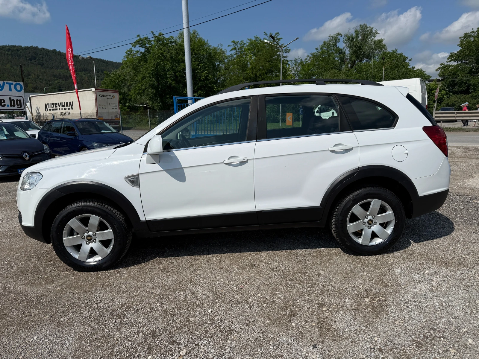 Chevrolet Captiva 2.0VCDI-7 Местна-Полу кожа-климатроник-парктроник, снимка 3 - Автомобили и джипове - 54943970