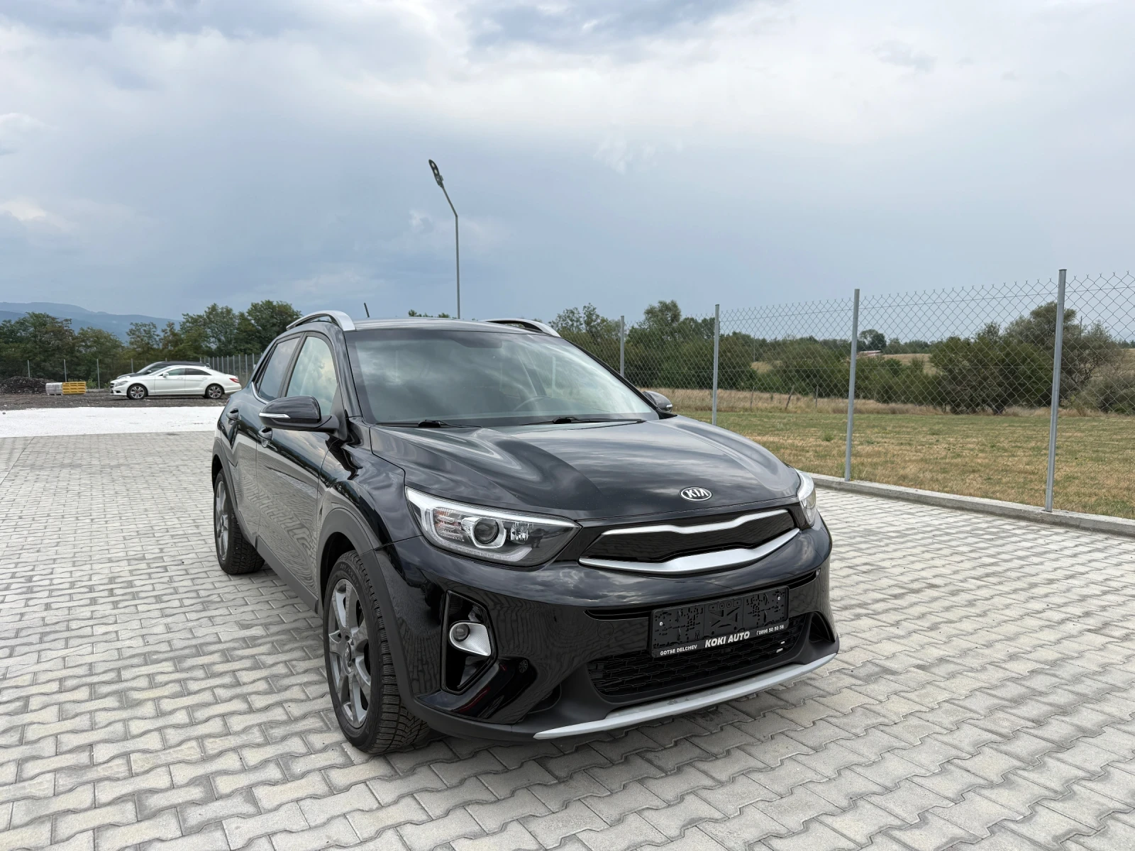 Kia Stonic 1.6CRDI NAVI CAMERA, снимка 8 - Автомобили и джипове - 55673288
