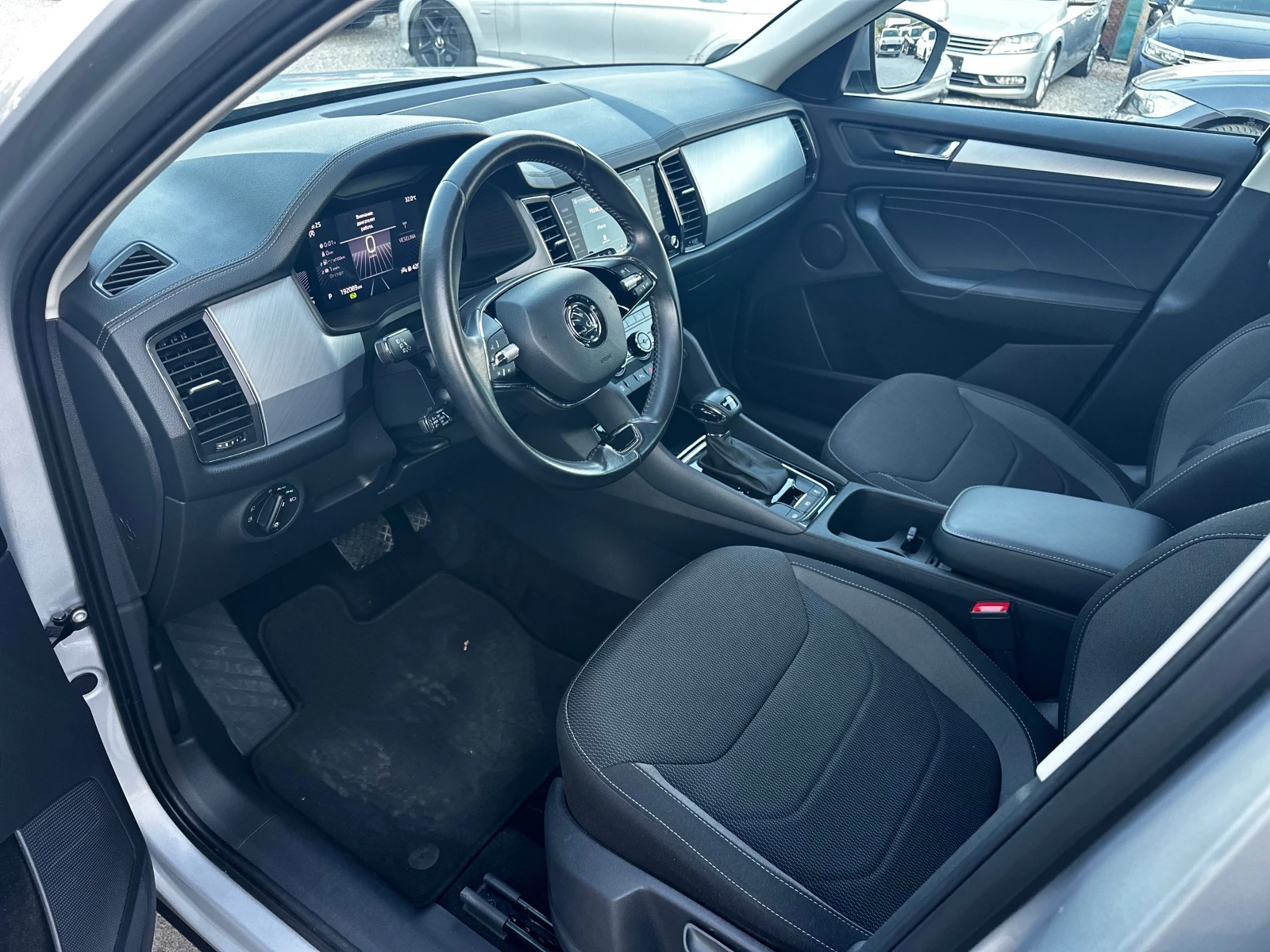 Skoda Kodiaq 2.0TDI 150к.с DSG* Digital* 2024г, снимка 5 - Автомобили и джипове - 55745955