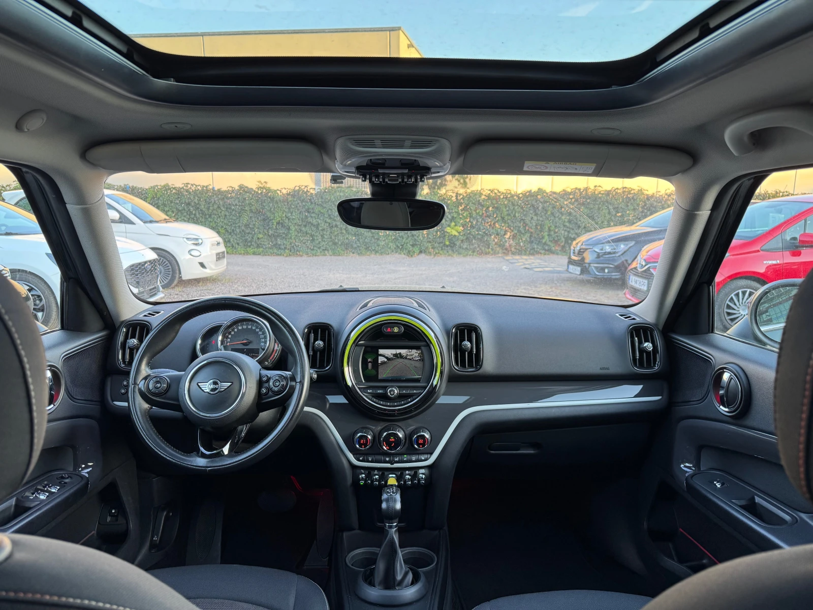 Mini Countryman S E ALL4 224к.с., снимка 13 - Автомобили и джипове - 56164307