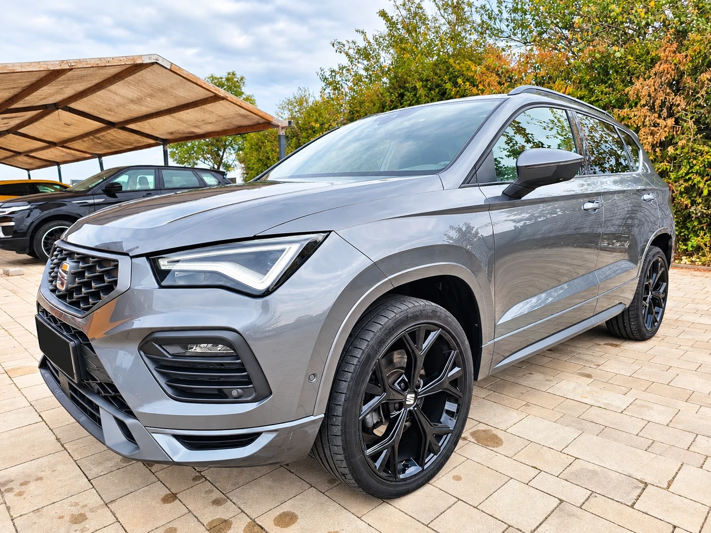 Seat Ateca FR, снимка 2 - Автомобили и джипове - 56335579