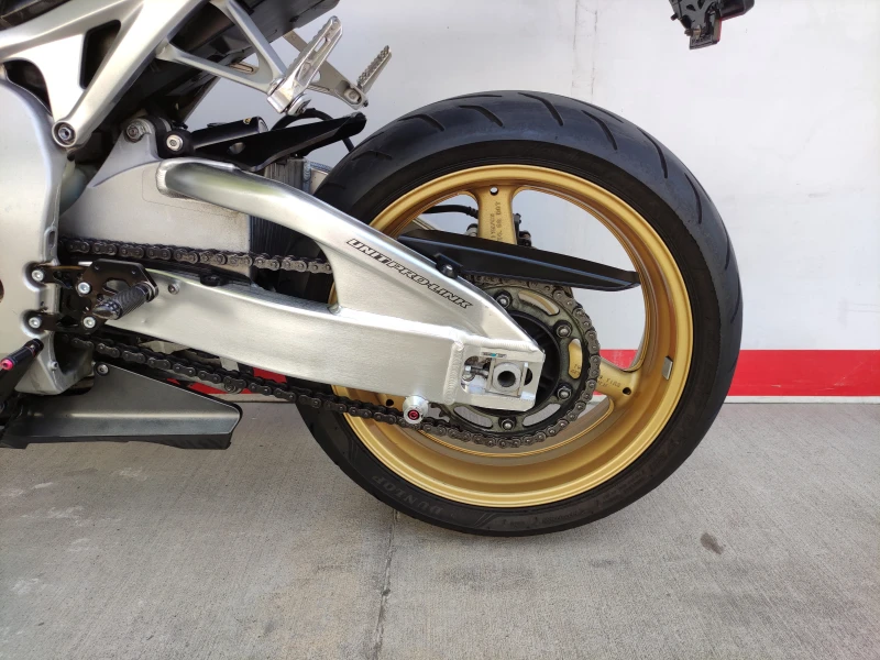 Honda Cbr 1000RR, снимка 5 - Мотоциклети и мототехника - 50996545
