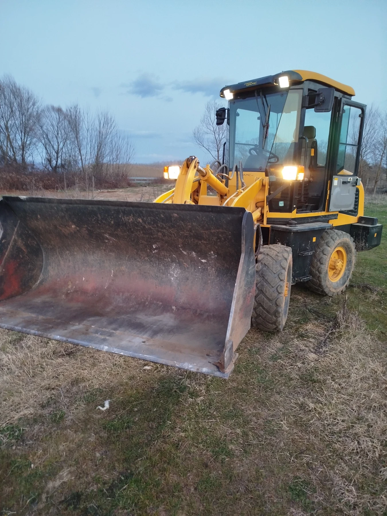 Трактор LS, снимка 6 - Селскостопанска техника - 54051283