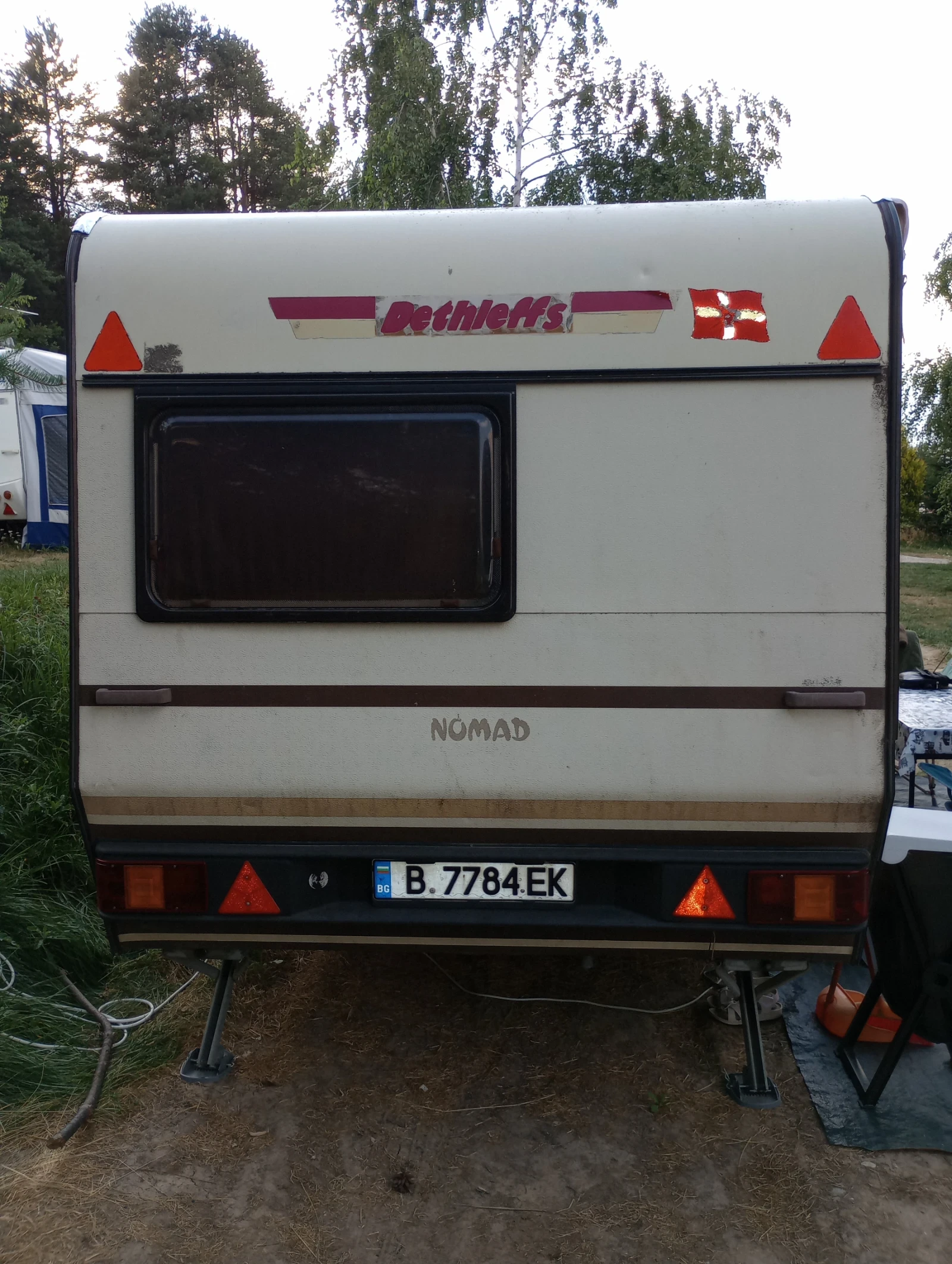 Каравана Dethleffs Deathles , снимка 5 - Каравани и кемпери - 54140111