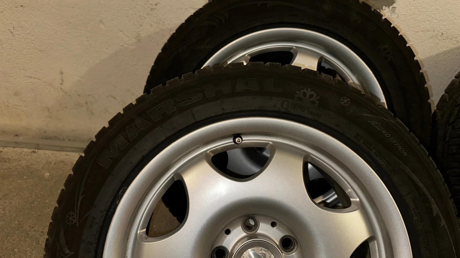    205/55R16  Mercedes-Benz E 220 | Mobile.bg   5