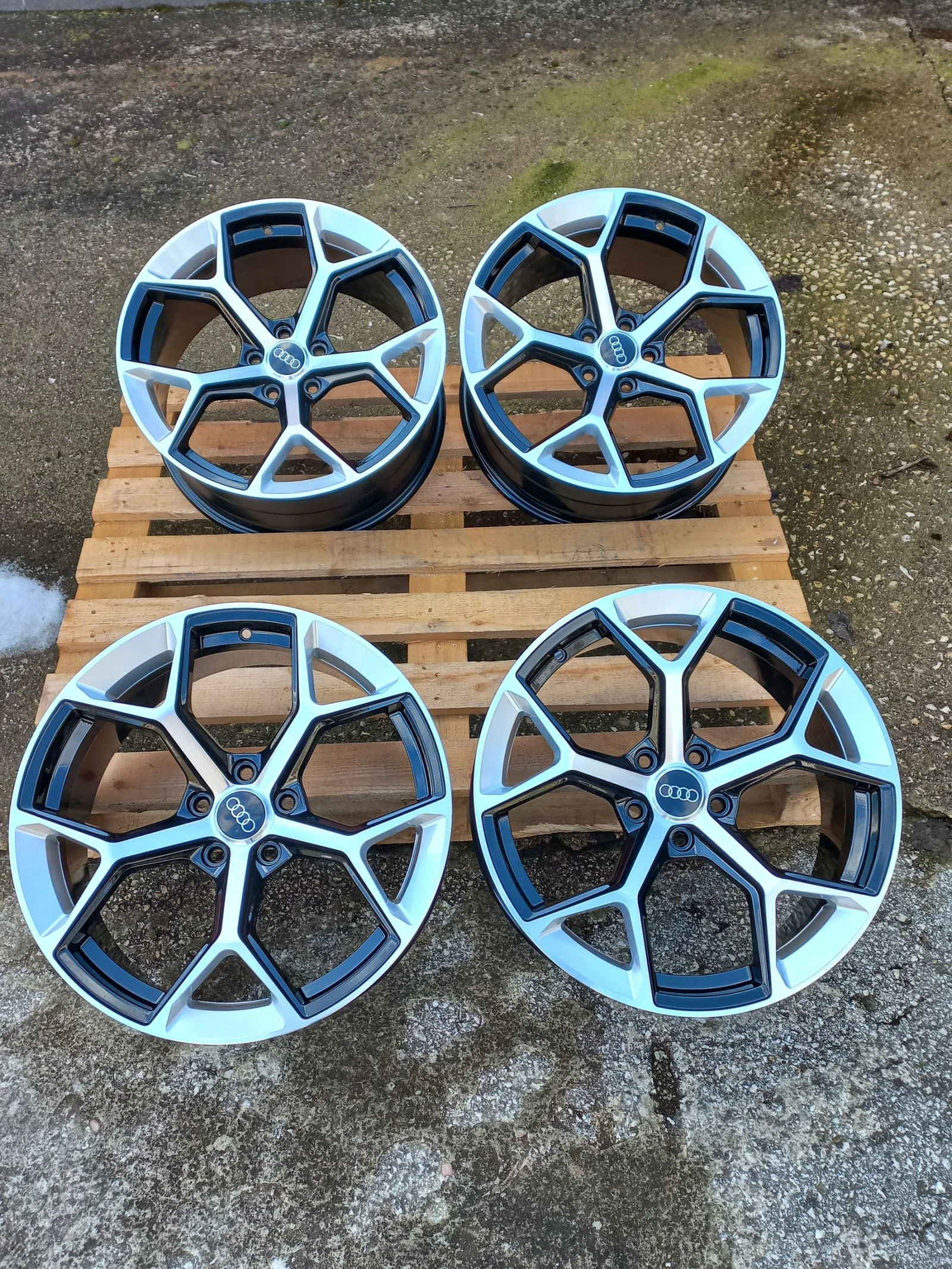 ������ �� Audi | Mobile.bg � ����������� 13