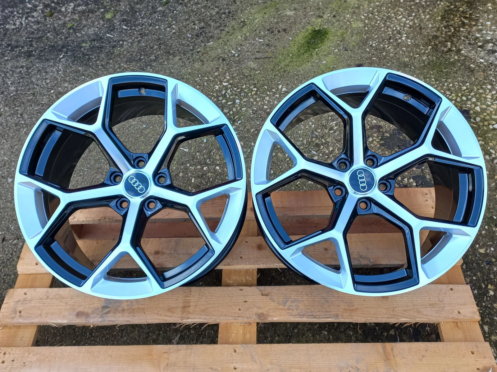 ������ �� Audi | Mobile.bg � ����������� 4