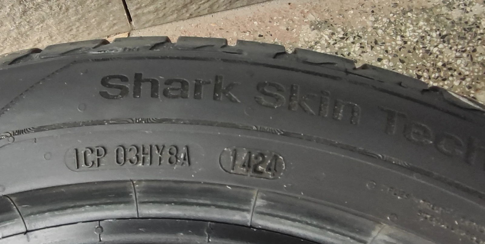 Гуми Летни 215/50R17, снимка 3 - Гуми и джанти - 54583123