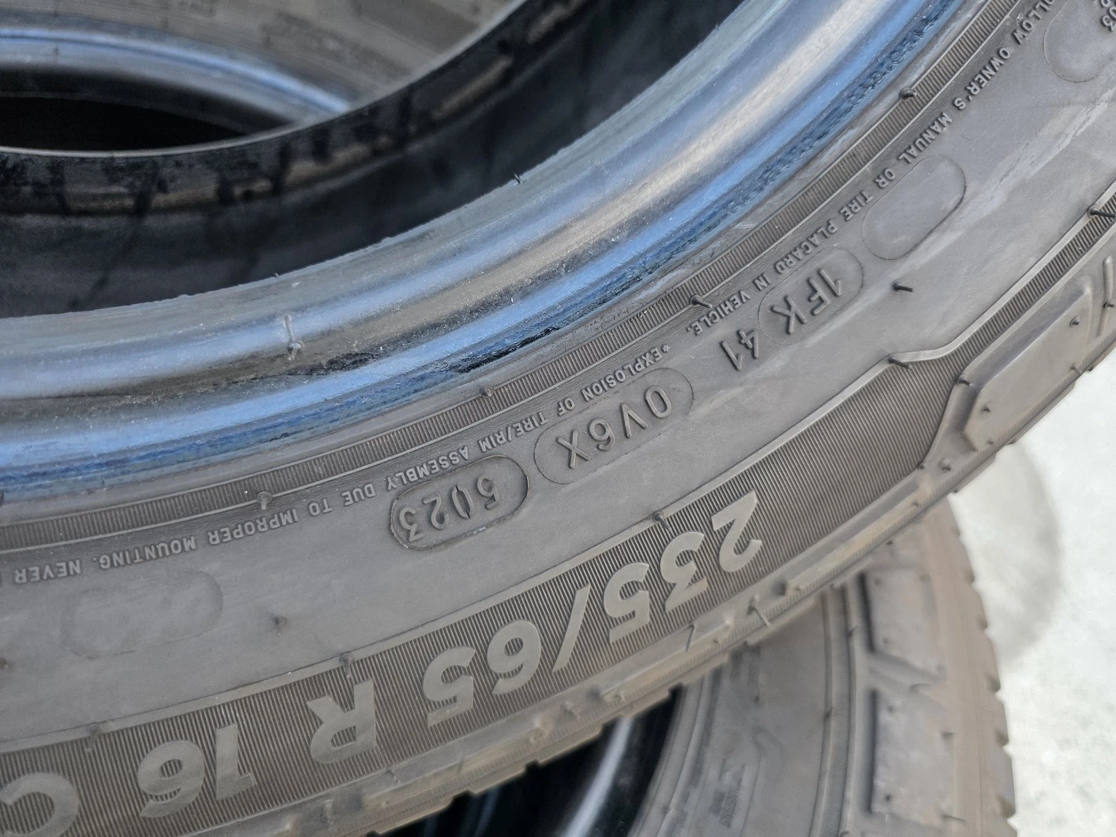 Гуми Летни 235/65R16, снимка 9 - Гуми и джанти - 56735393