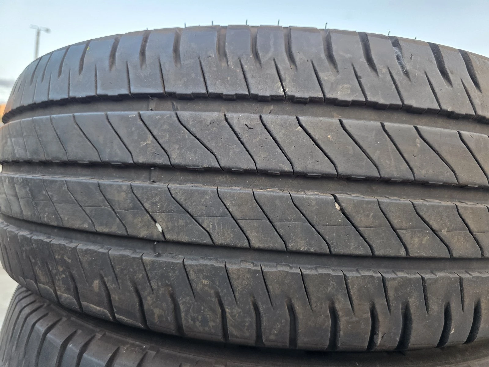 Гуми Летни 235/65R16, снимка 4 - Гуми и джанти - 56735393
