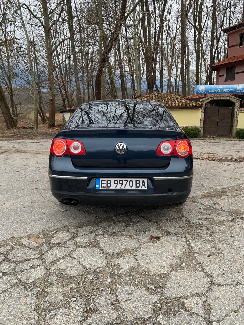 VW Passat 2.0 ТDI, снимка 8 - Автомобили и джипове - 46263249