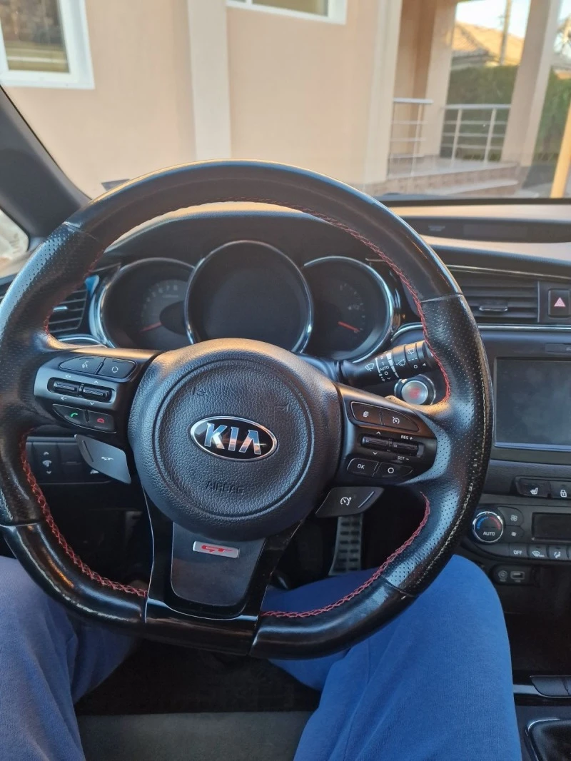 Kia Ceed GT, снимка 8 - Автомобили и джипове - 47046000