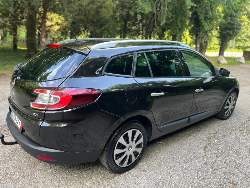 Renault Megane 1.5 dci, снимка 14 - Автомобили и джипове - 46220157