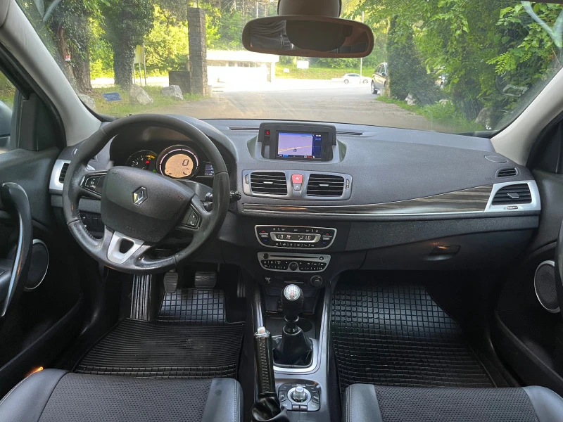 Renault Megane 1.5 dci, снимка 6 - Автомобили и джипове - 46220157