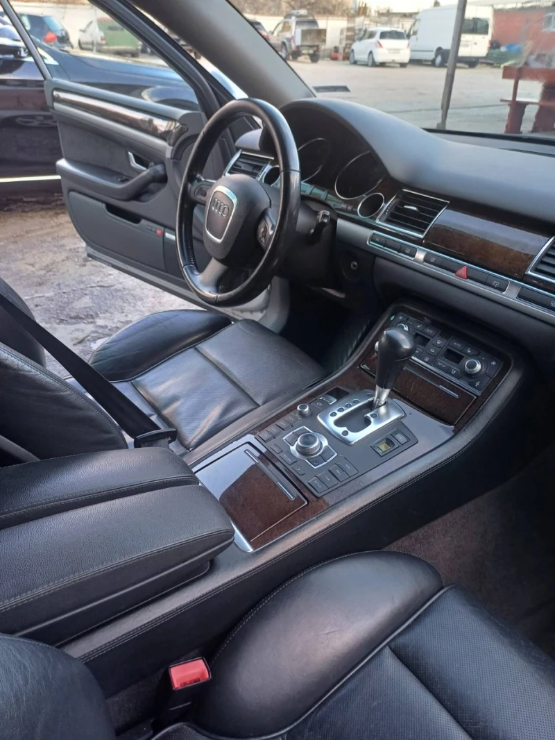 Audi A8 4.2TDI, снимка 8 - Автомобили и джипове - 48101704