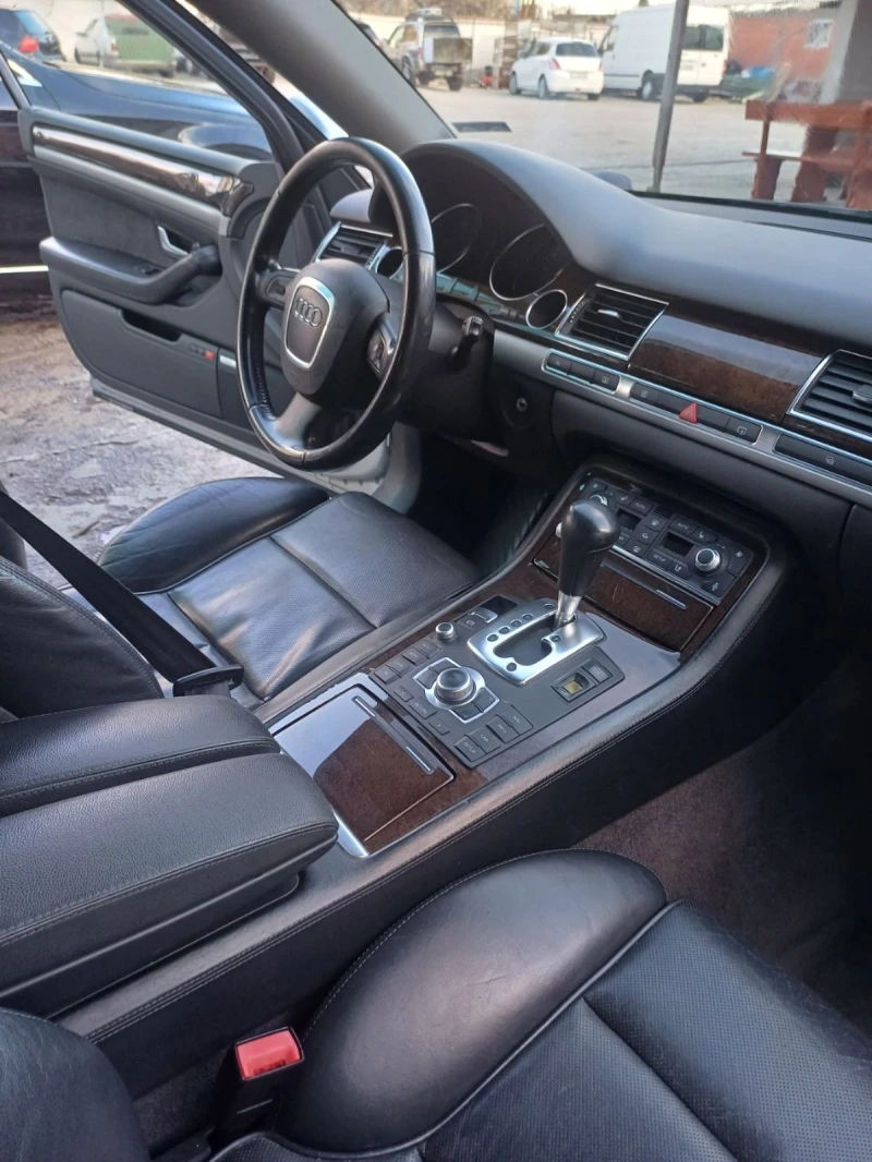 Audi A8 4.2TDI, снимка 6 - Автомобили и джипове - 48101704