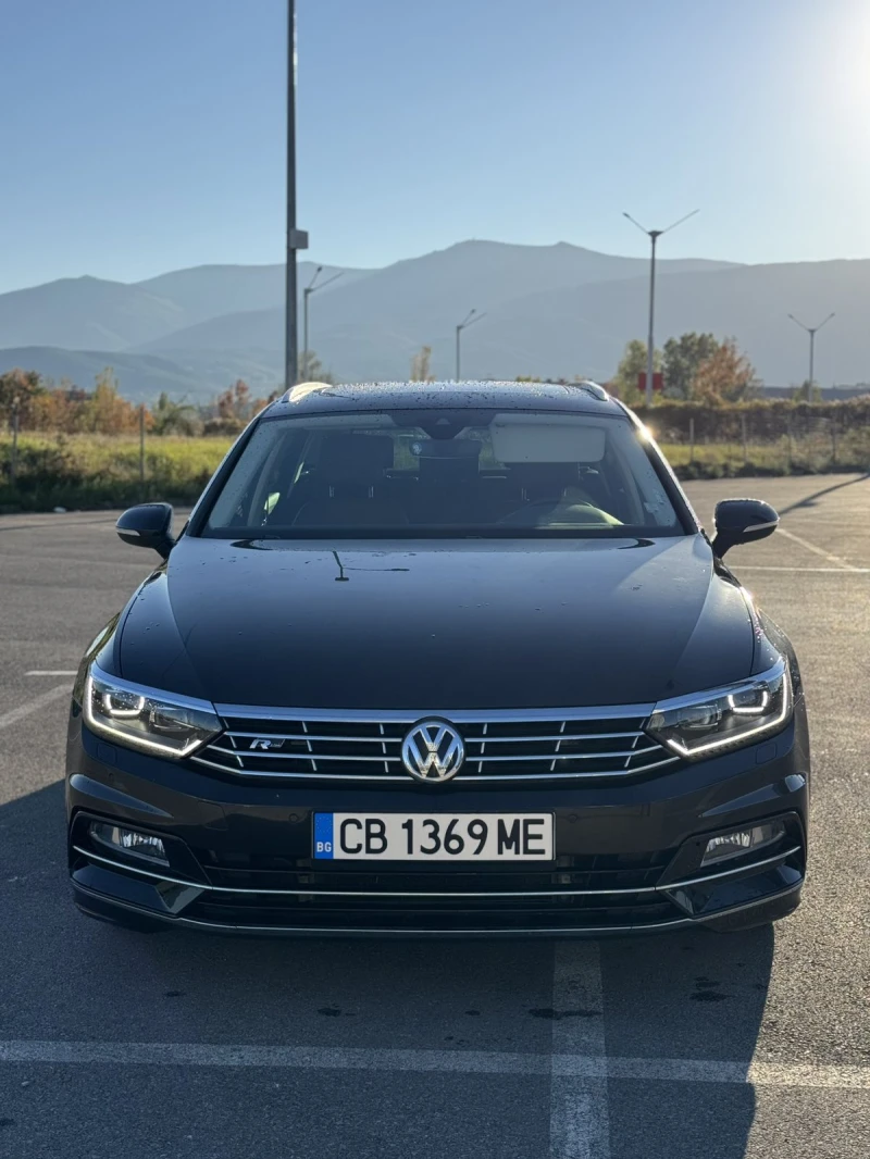 VW Passat 2.0TDI R-Line DSG &#34;PANO&#34; 2019, снимка 5 - Автомобили и джипове - 47710004