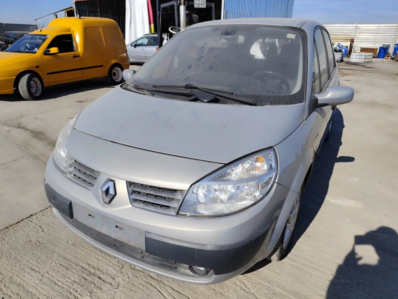 Renault Megane 1.6, снимка 2 - Автомобили и джипове - 47799821