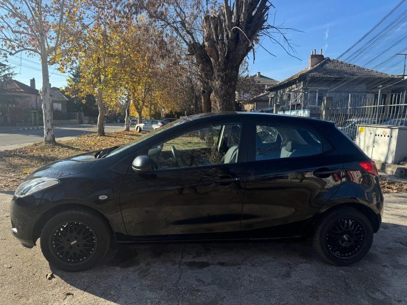 Mazda 2 1.4 BENZIN AUSTRIA, снимка 8 - Автомобили и джипове - 48074812