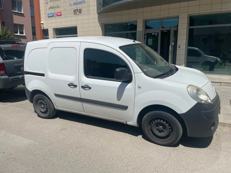 Renault Kangoo, снимка 1 - Автомобили и джипове - 48601922