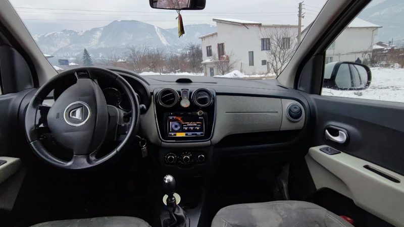 Dacia Lodgy, снимка 9 - Автомобили и джипове - 48952317