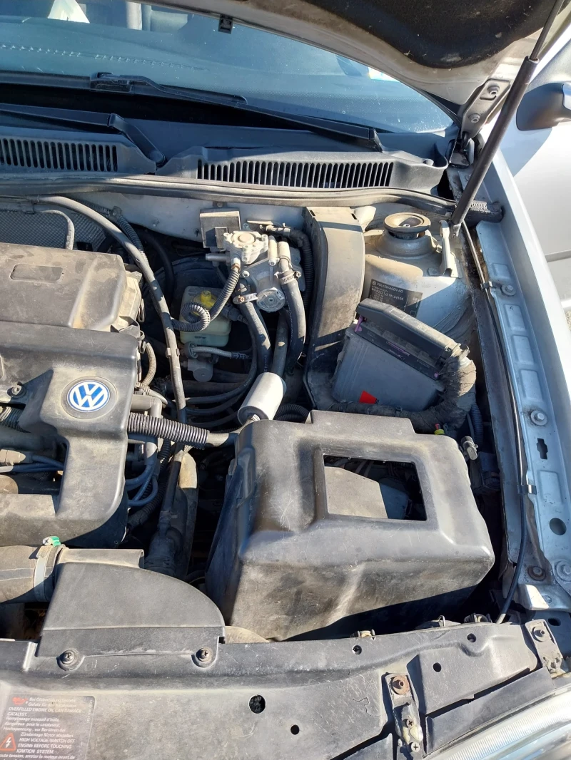 VW Golf, снимка 5 - Автомобили и джипове - 49458298