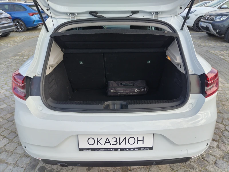 Renault Clio 1.0TCe100к.с., снимка 14 - Автомобили и джипове - 52876892