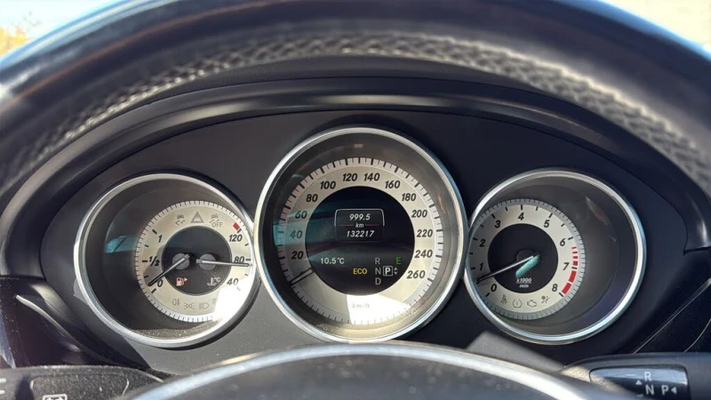 Mercedes-Benz CLS 550 4Matic* АвтоКредит* (ЦЕНА ДО БГ), снимка 14 - Автомобили и джипове - 52980307