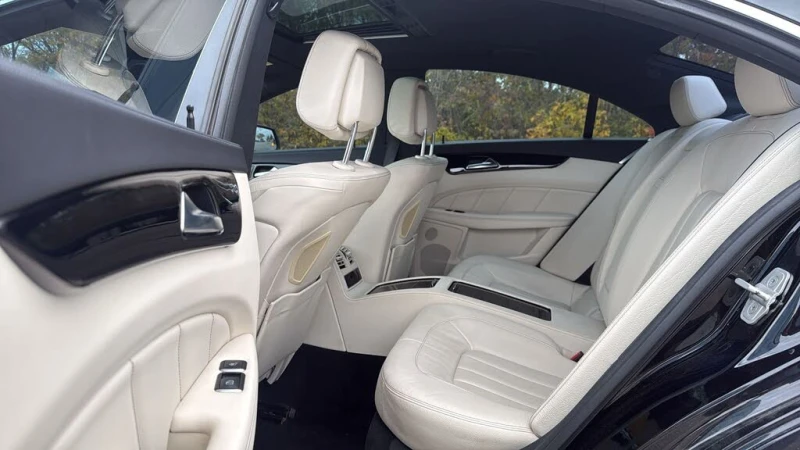 Mercedes-Benz CLS 550 4Matic* АвтоКредит* (ЦЕНА ДО БГ), снимка 8 - Автомобили и джипове - 52980307