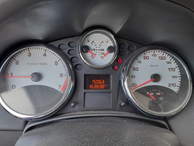 Peugeot 207, снимка 7 - Автомобили и джипове - 53025359