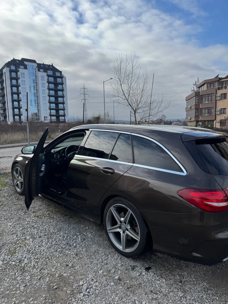 Mercedes-Benz C 220, снимка 11 - Автомобили и джипове - 53131992