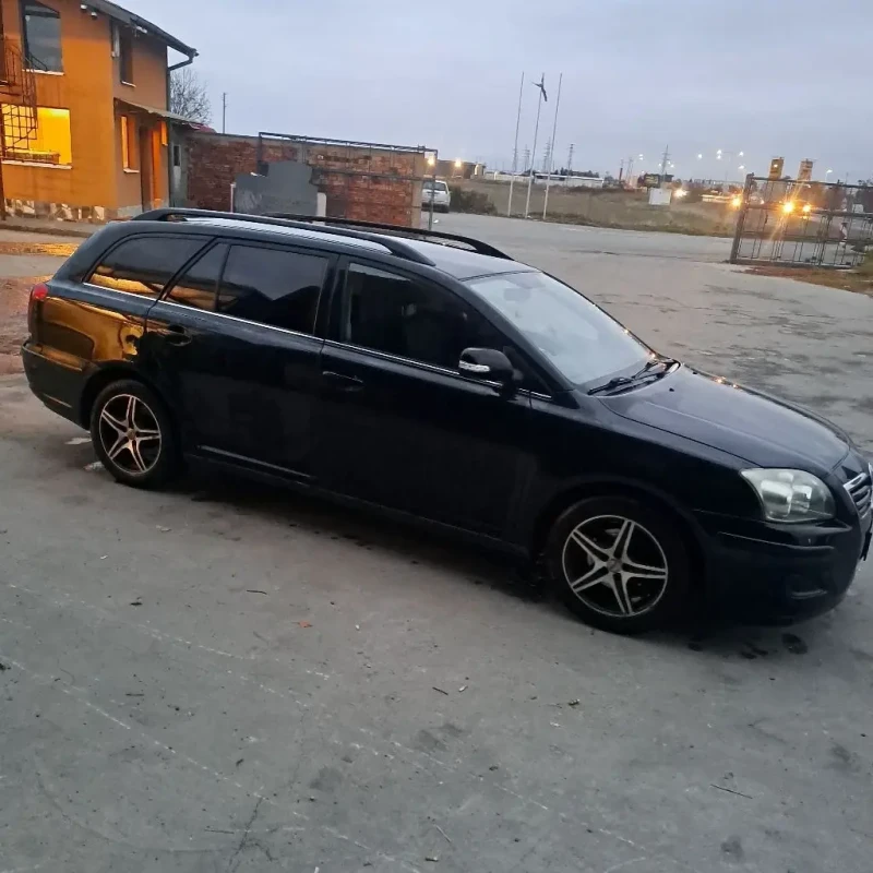 Toyota Avensis  1.8 VVTI 129 FACELIFT, снимка 2 - Автомобили и джипове - 53474576