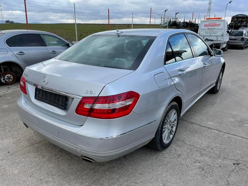 Mercedes-Benz E 350 3.5, снимка 6 - Автомобили и джипове - 41991418