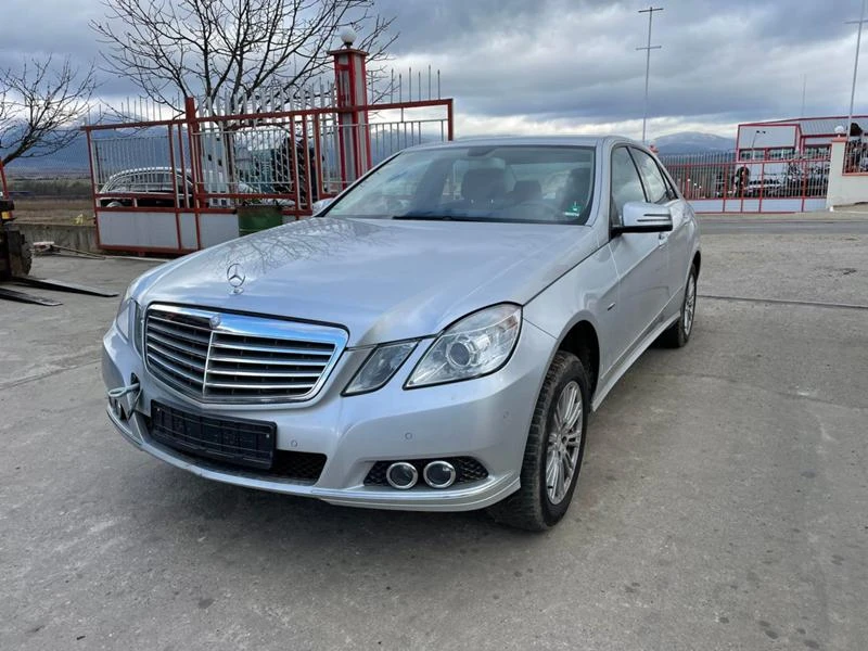 Mercedes-Benz E 350 3.5, снимка 3 - Автомобили и джипове - 41991418