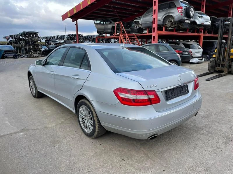 Mercedes-Benz E 350 3.5, снимка 5 - Автомобили и джипове - 41991418