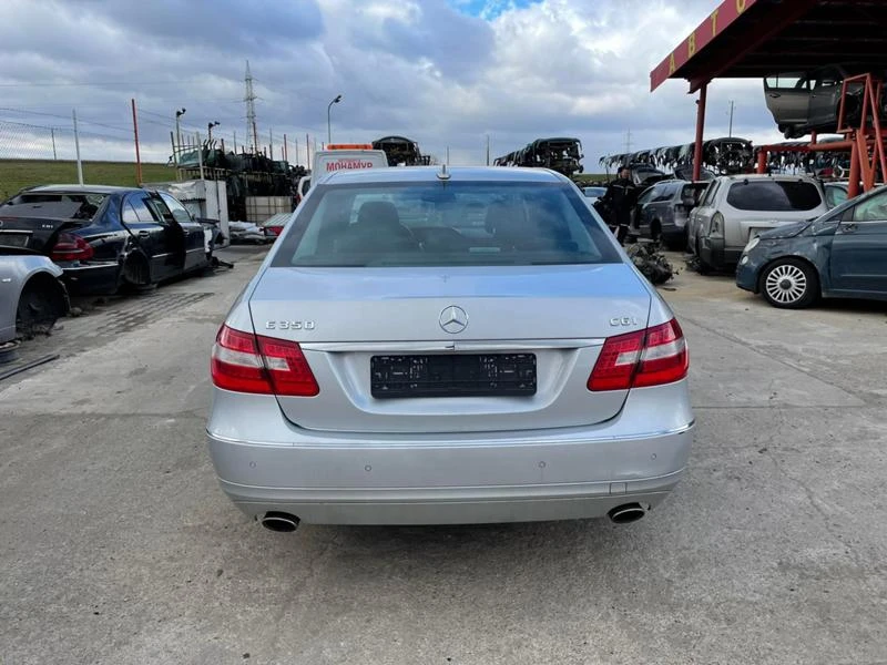 Mercedes-Benz E 350 3.5, снимка 2 - Автомобили и джипове - 41991418