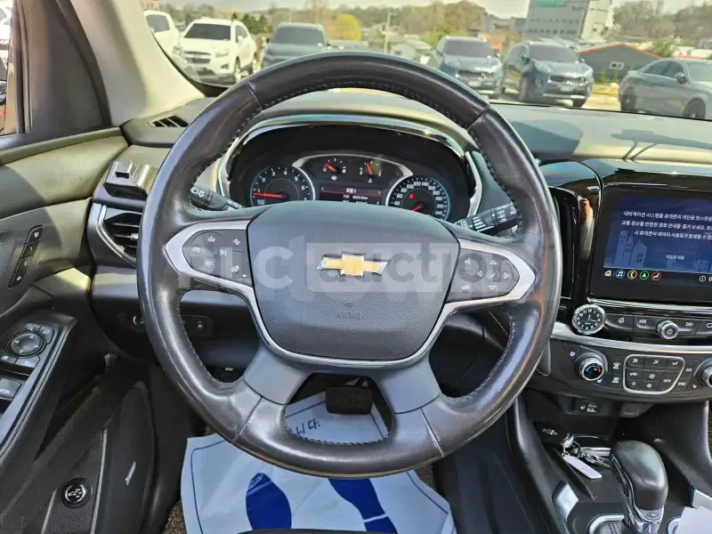 Chevrolet Traverse 3.6 AWD ВКЛЮЧЕН ТЕХНОТЕСТ, снимка 11 - Автомобили и джипове - 54231084