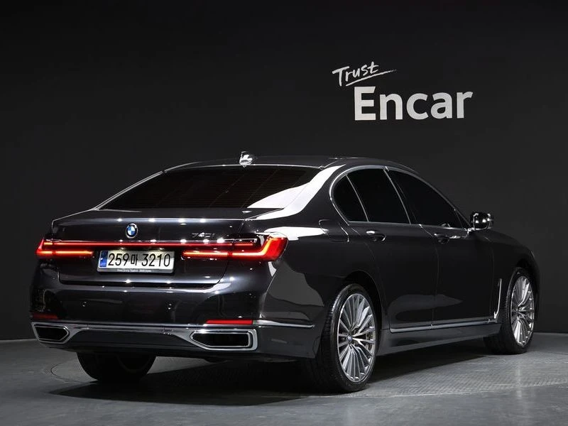 BMW 740 740i Design Pure Excellence| 326к.с.| ВКЛ.ТЕХНОТЕС, снимка 2 - Автомобили и джипове - 55130045