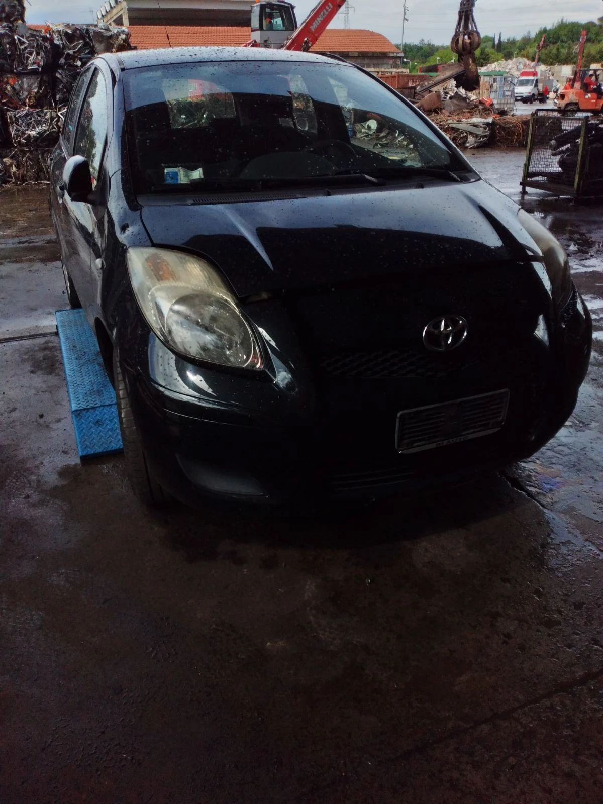 Toyota Yaris 1.4 4d4/1.33/1.0 - изображение 4