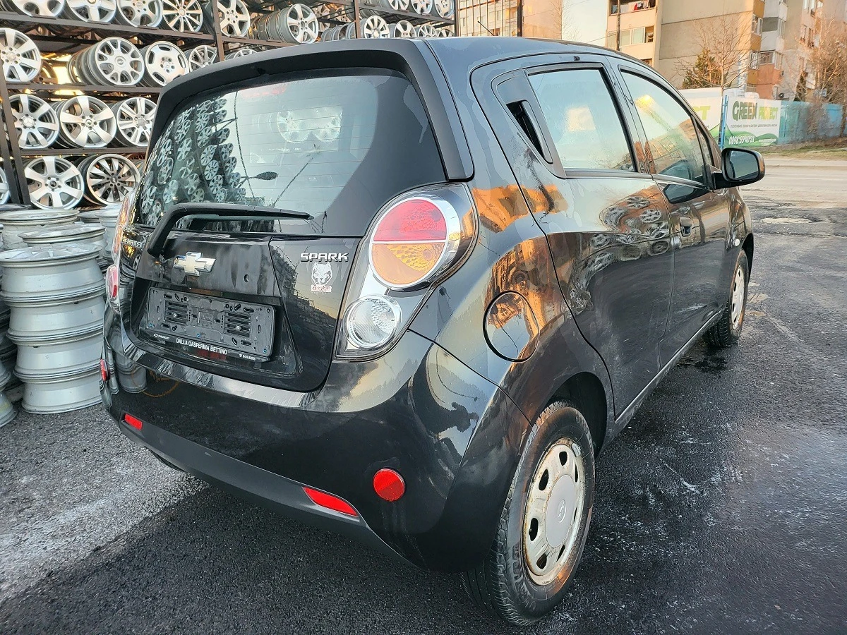 Chevrolet Spark 1.0i 5-EURO - изображение 5