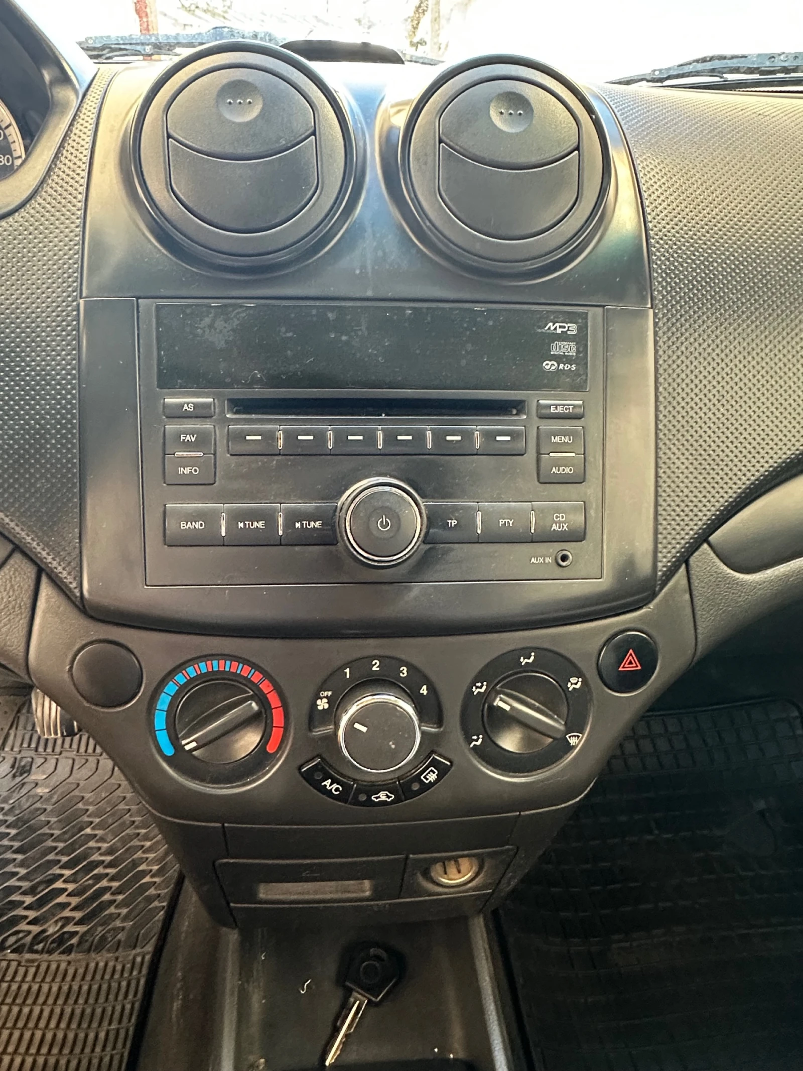 Chevrolet Aveo 1.2 Бензин/Метан - изображение 5