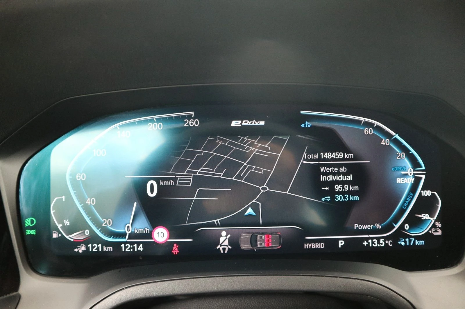 BMW 330 e/TOURING/SPORT-LINE/184HP/HEAD-UP/360/NAVI/E187 | Mobile.bg   11