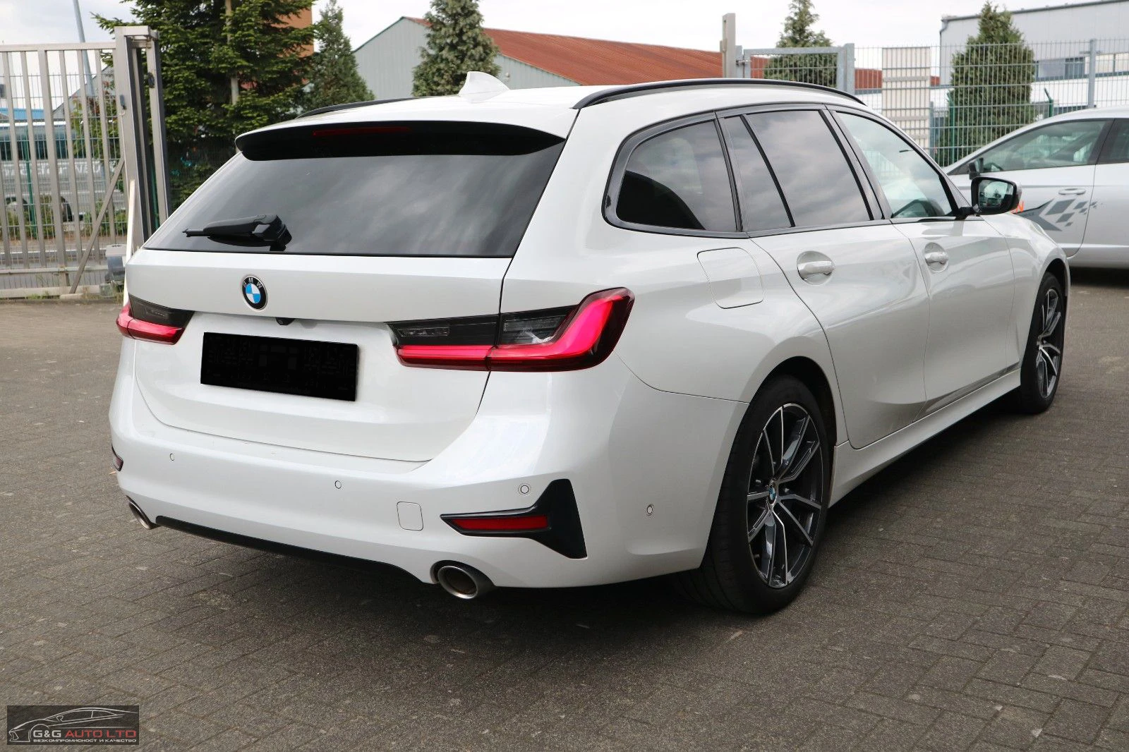 BMW 330 e/TOURING/SPORT-LINE/184HP/HEAD-UP/360/NAVI/E187 - изображение 3