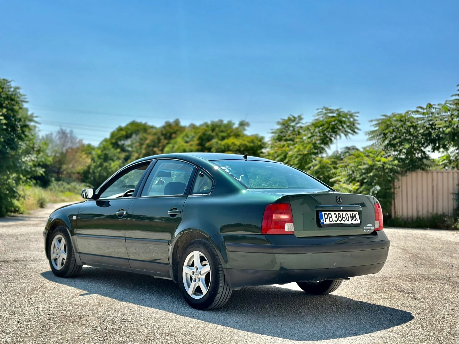 VW Passat 1.8 125кс - изображение 5