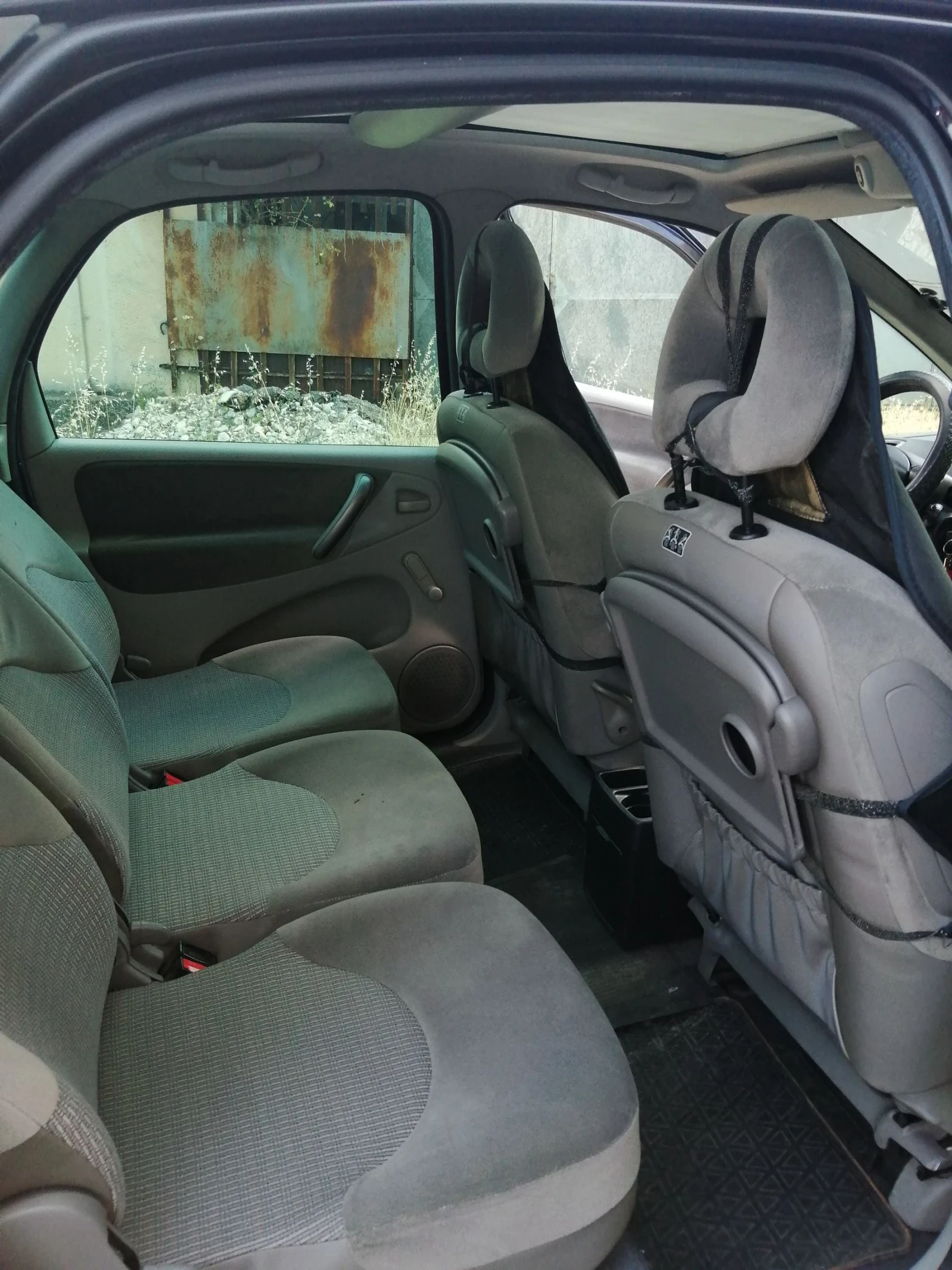 Citroen Xsara picasso 1.6i - изображение 8